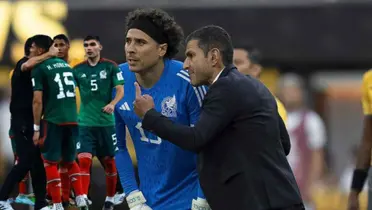 Jaime Lozano habla con Guillermo Ochoa y México eliminado de Qatar 2022 | Foto: Récord